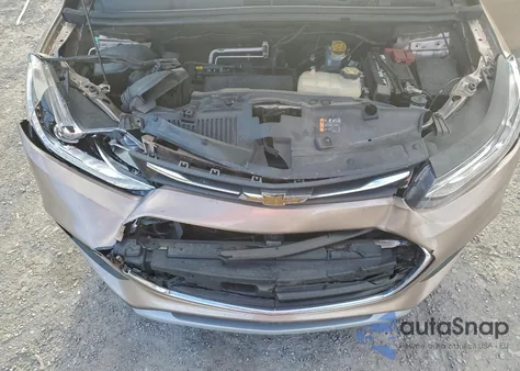 2018 Chevrolet Trax 1Lt z USA, uszkodzony, nr VIN 3GNCJPSB8JL375180